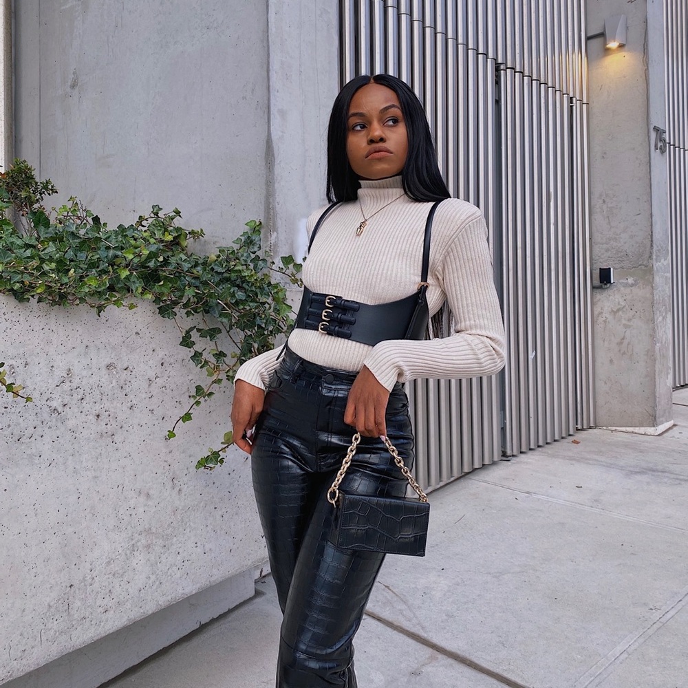 PRICE REDUCED- Zara black harness belt🖤